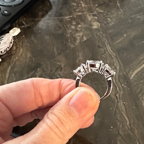 Joan Boyce Sterling Silver Large Anniversary Ring Faux Diamonds New Sz 5 - Picture 4 of 10